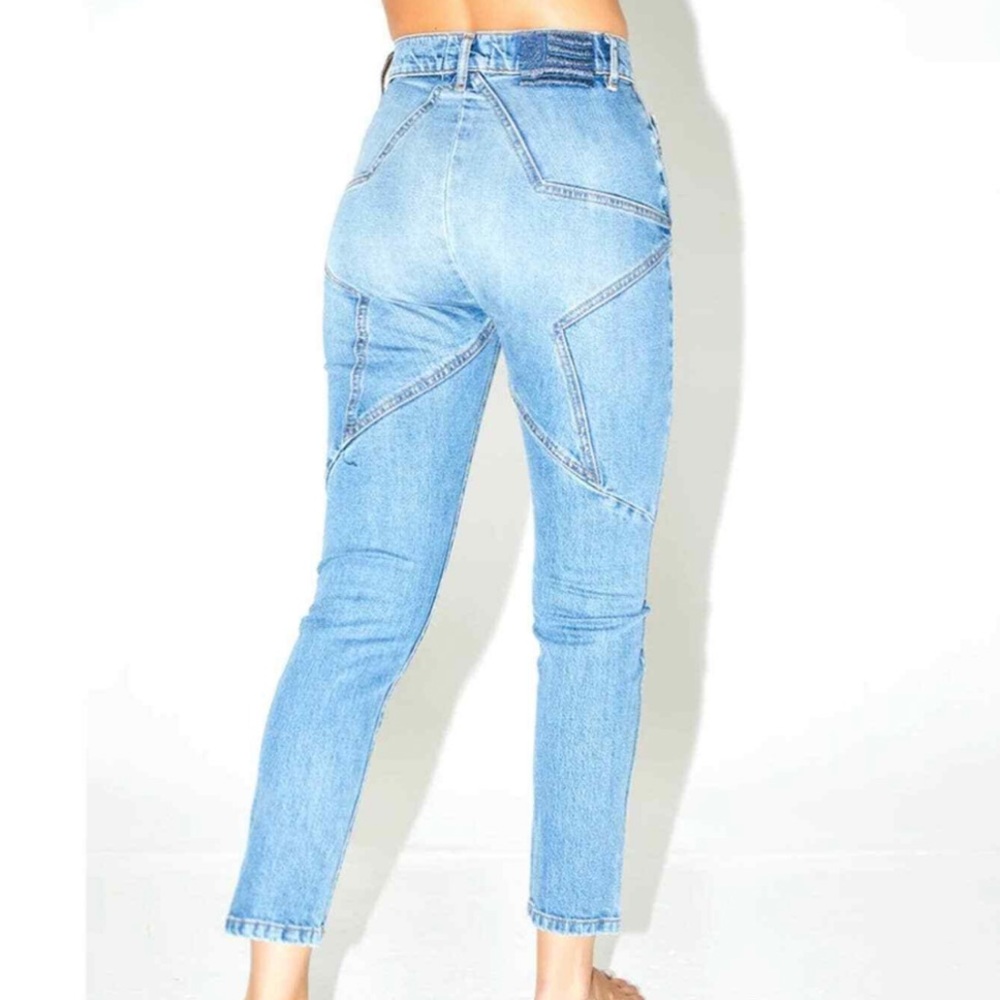 REVICE star butt jeans 💙💙